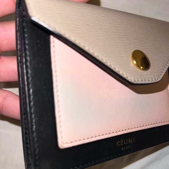 CELINE EUC WALLET💕Always Authentic!!(SNAP HAS BEEN REPLACED PROFESSIONALLY) - Picture 8 of 16